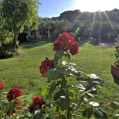 Residenza La Limonaia Aparthotel 4*