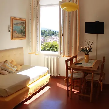 Aparthotel Residenza La Limonaia 4*